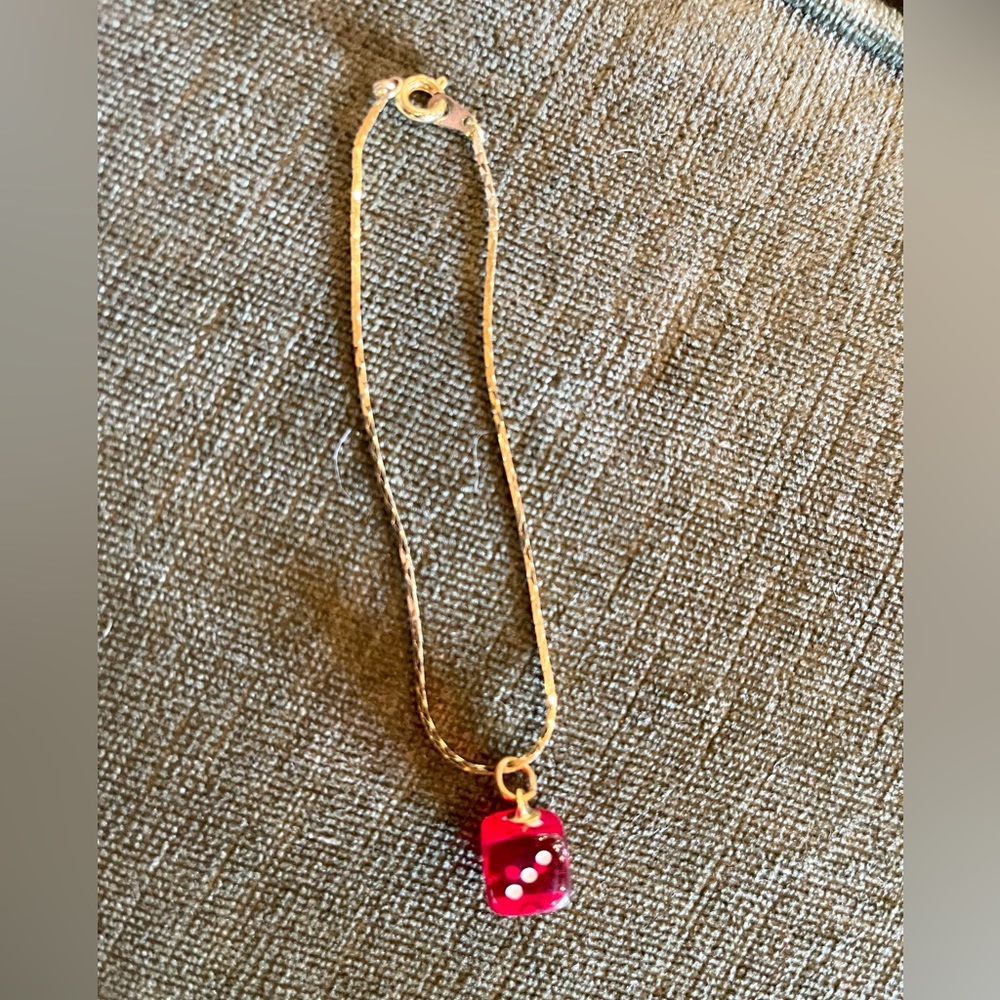 Dice Bracelet on gold strand